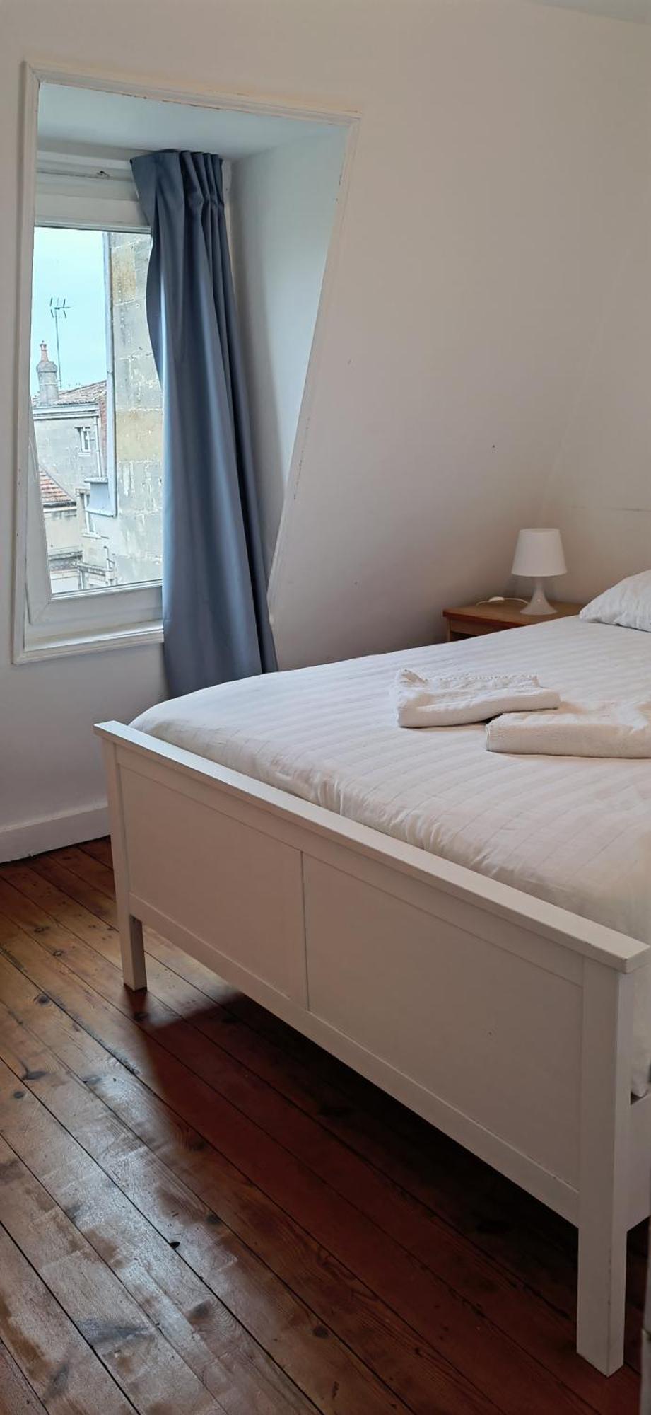 Le Jardin Cafe Bed & Breakfast Bordeaux Ngoại thất bức ảnh